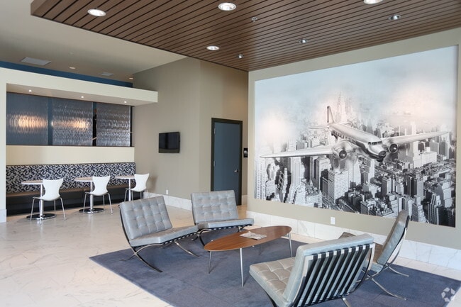 Aero Apartments, Everett, WA 98201 - photo 3