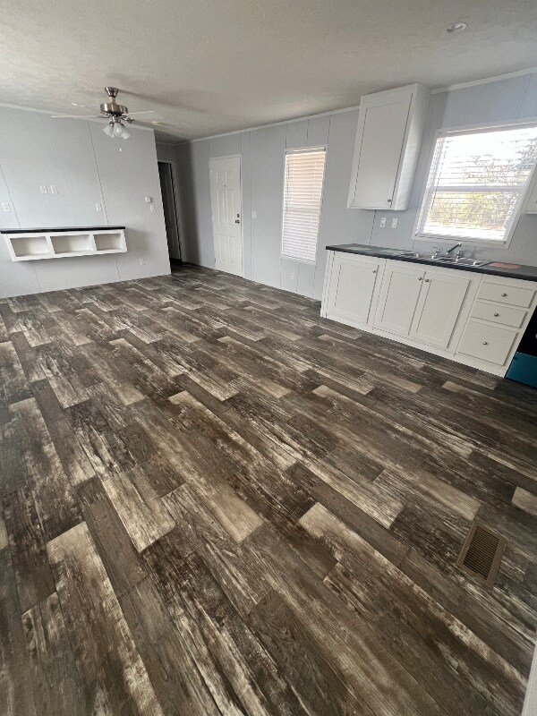 510 Mcmanus St, Kingsville, TX 78363 - photo 2