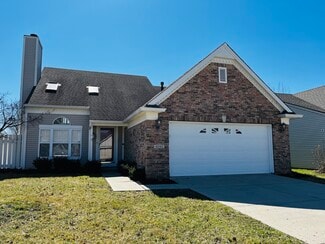 9240 Crossing Dr, Fishers, IN 46037