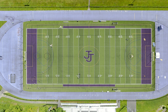 John Jay Middle School is located at 40 N Salem Road in Cross River, NY.