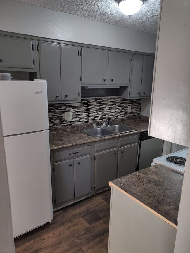 103 Thornwell Ct Unit C, Columbia, SC 29205