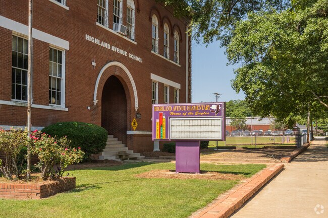 Highland Avenue Elementary serves Downtown Montgomery.