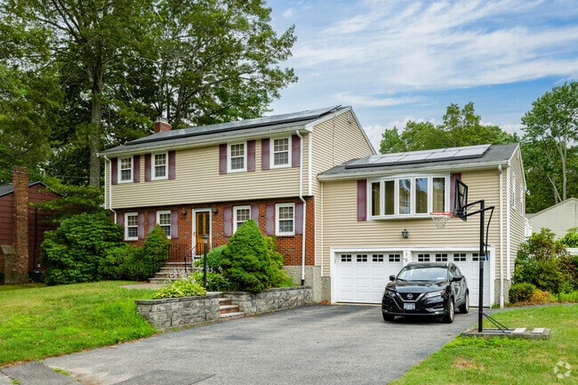Split level homes are common within the South Randolph neighborhood.