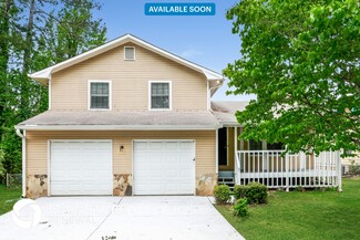 564 Pennylake Ln, Stone Mountain, GA 30087