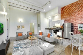 701 S Gramercy Dr, Los Angeles, CA 90005