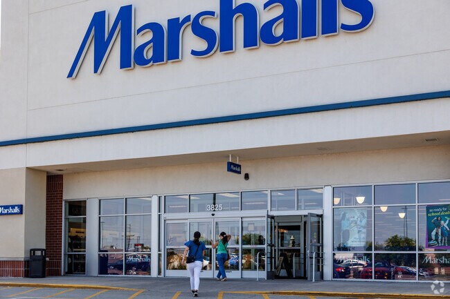 Colony Oaks residents can do their clothes shopping at the local Marshalls store.