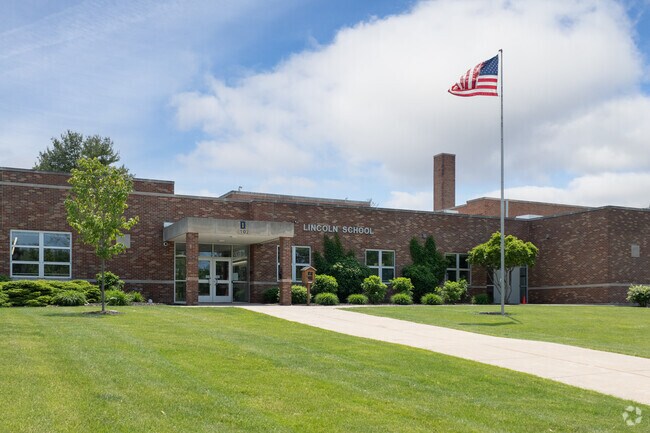 Lincoln Elementary School in Saint Joseph, MI.