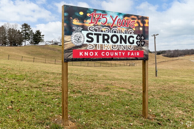 The Knox County Fair, held near Howard, is an annual event that highlights regional agricultural and cultural traditions.