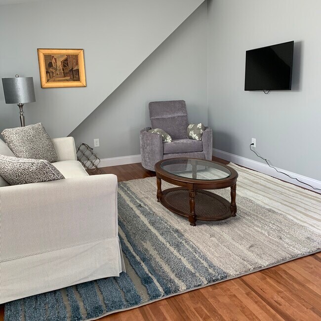 97 Washington St unit 3rd floor, Gloucester, MA 01930 - photo 7