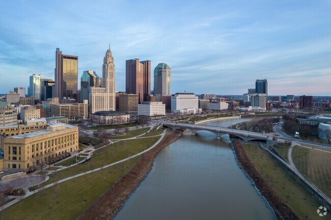Columbus Skyline view from over the Scioto River.