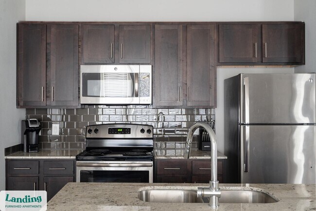 4300 Cromwell Dr unit 7311, Kyle, TX 78640 - photo 6