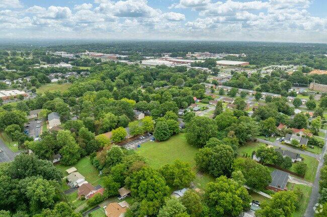 West Hickory-Westmont is only a few minutes outside of downtown Hickory.