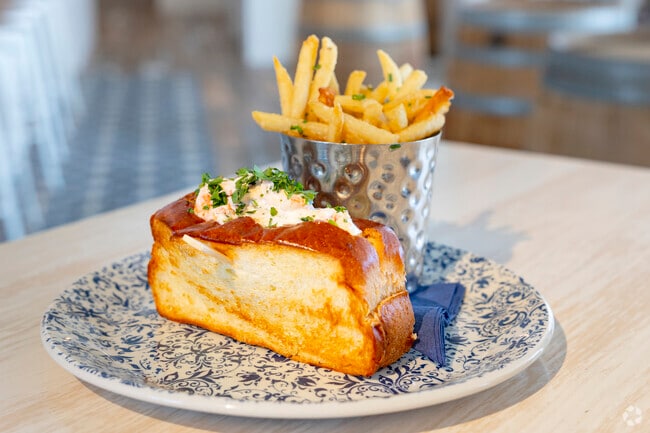 Delicious lobster rolls and truffle fries are served at Hampton Social in Burr Ridge East.