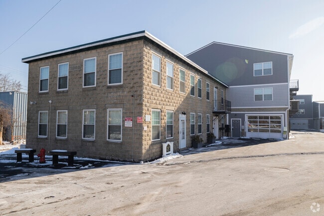 Arrowpoint at South Grove - Bradford MA, Haverhill, MA 01835 - photo 2