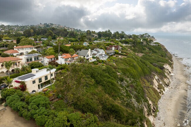 Large custom homes with ocean views are common in West Mesa Santa Barbara.