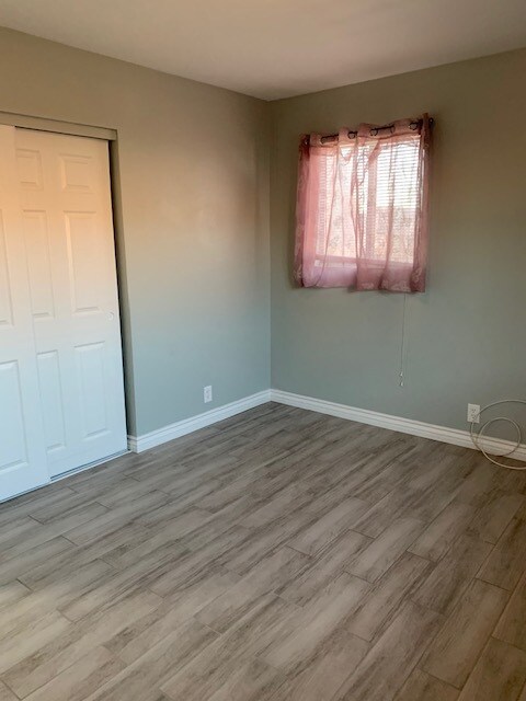 16588 Vine St unit B, Hesperia, CA 92345 - photo 3