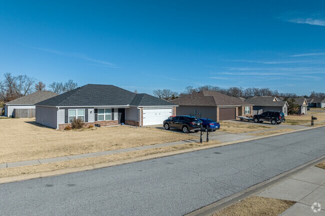 Subdivisions offer a variety of floorplans and home styles in and just outside of Avoca.