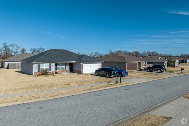 Subdivisions offer a variety of floorplans and home styles in and just outside of Avoca.