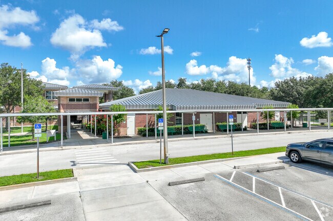 Osteen Elementary School is about 1 mile northwest of Oakdale.
