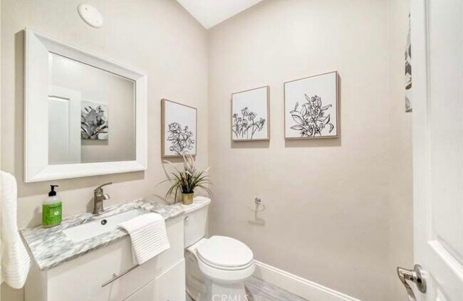 16 Shelburne St, Mission Viejo, CA 92694 - photo 5