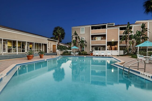 Homes for Rent in 32806 - Homes.com