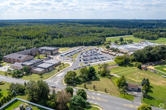 Marlton Elementary School has B rating from niche.com in Evesham Township.