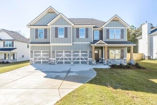 225 Meadows Ln, Bonaire, GA 31005
