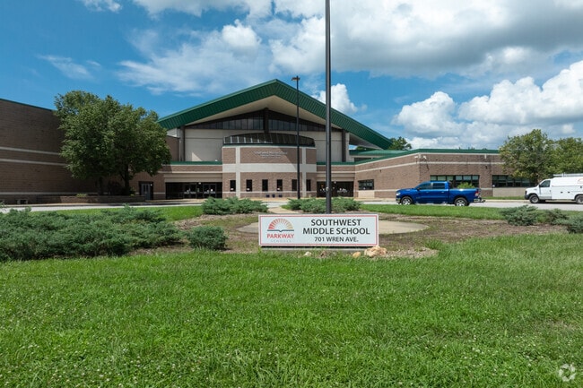 Parkway Southwest Middle is located at 701 Wren Avenue.