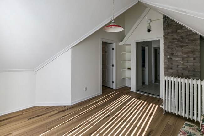 1108 Madison St unit 2L, Syracuse, NY 13210 - photo 5