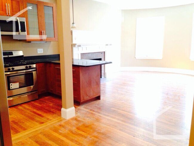 8 Saint Lukes Rd unit 3, Allston, MA 02134 - photo 6