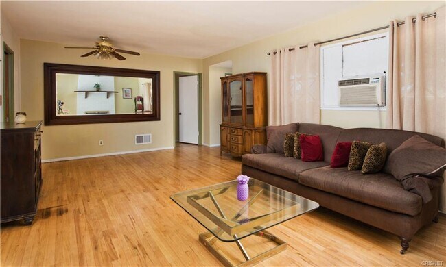 20322 Roscoe Blvd, Winnetka, CA 91306 - photo 4