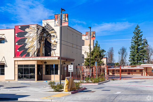 A large mural adorns the office building of Tulare Union High School.