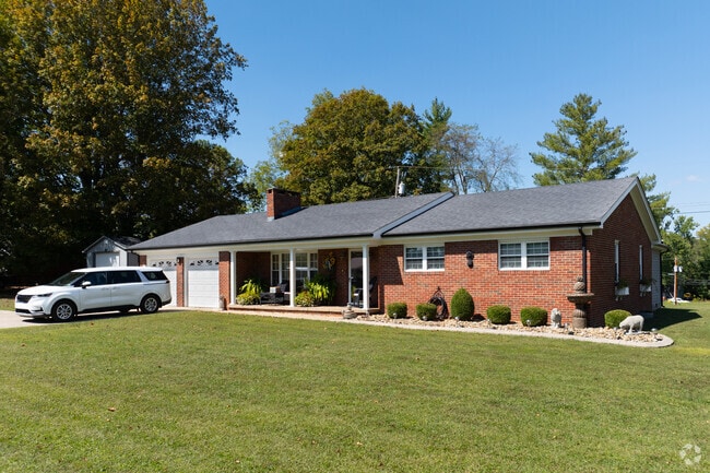 Most ranch-style homes in Olive Hill were built in the mid-to-late 1900's.