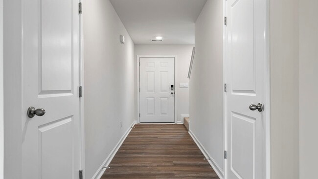 123 Bobbin Rd, Greenville, SC 29611 - photo 3