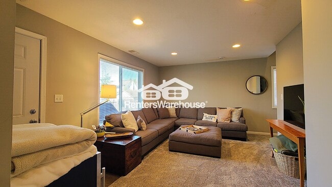 319 4th St N, Hudson, WI 54016 - photo 5