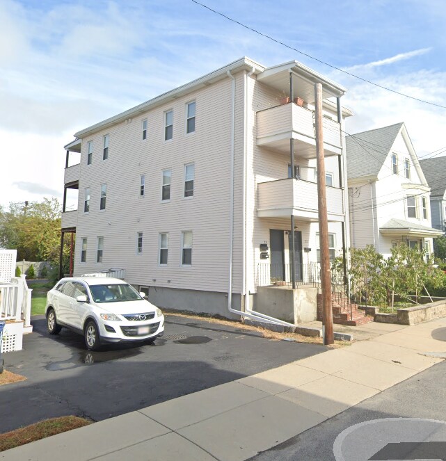 21-23 Weitz St unit 1, Boston, MA 02134 - photo 1