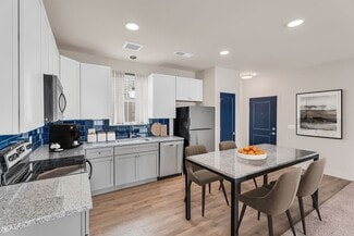 26800 Carronade Dr, Perrysburg, OH 43551