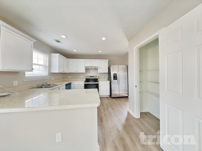 2726 Storybook Ct, Grayson, GA 30017 - photo 7