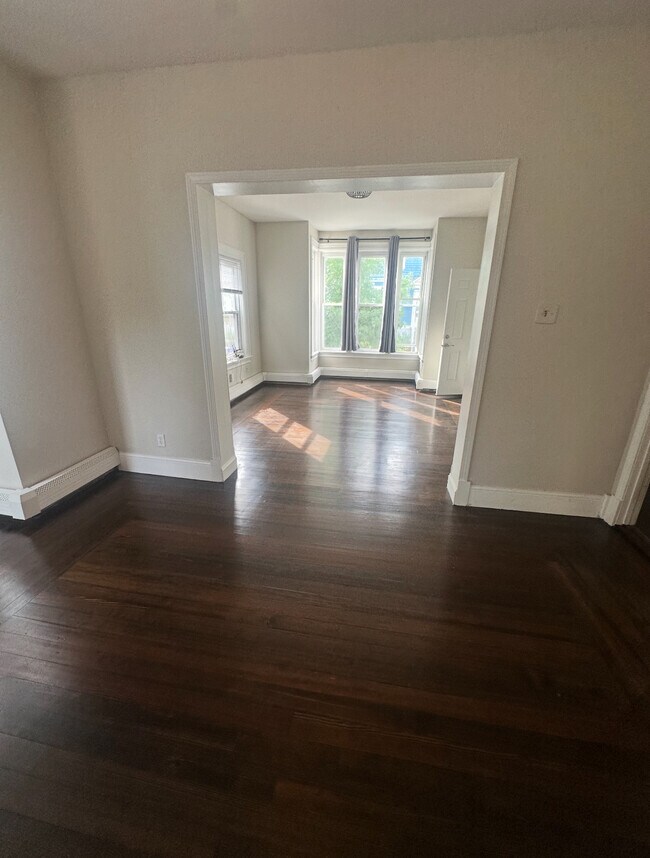 113 Ring St Unit 1, Providence, RI 02909