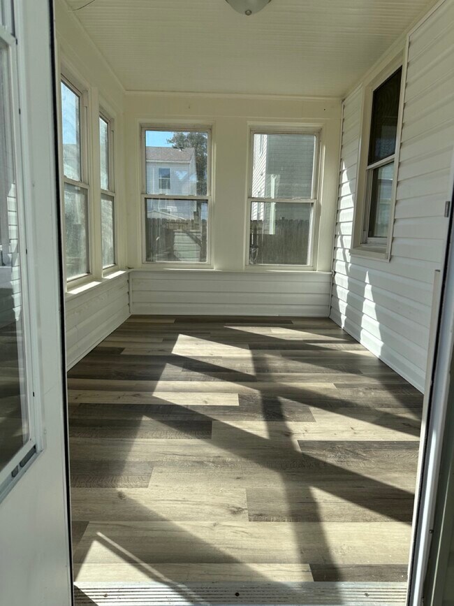 9615 10th Bay St, Norfolk, VA 23518 - photo 6