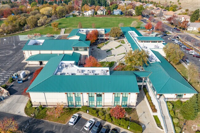 Rolling Hills Elementary School has dozens of effective and excellent teachers and staff.