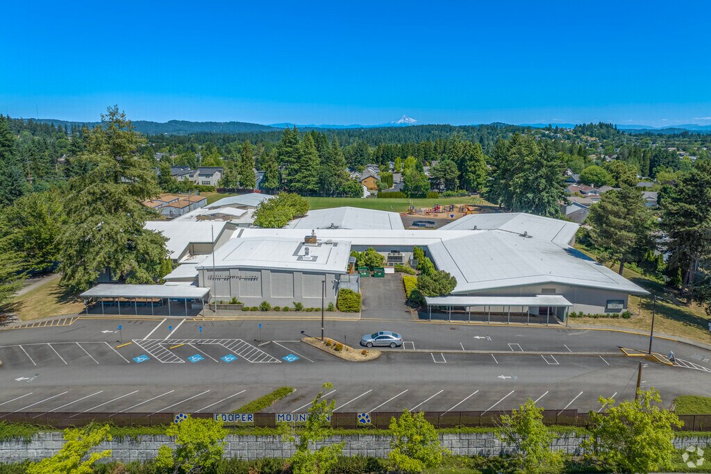Aerial view of Cooper Mountain Elementary School in the Sexton Mountain neighborhood.