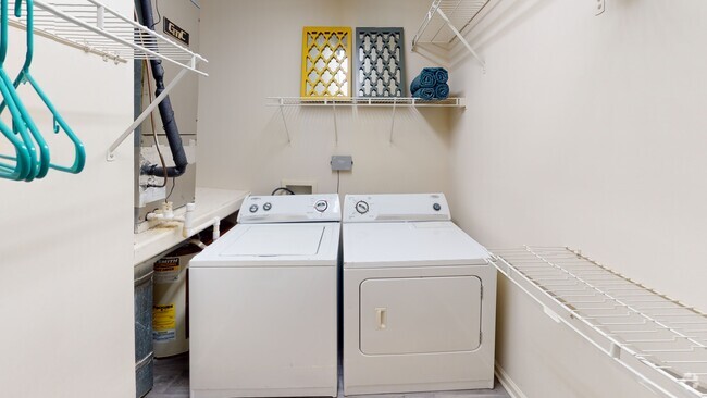 1BR,1BA