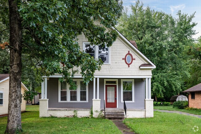 Carson Park bungalows show off the owners' personalities.