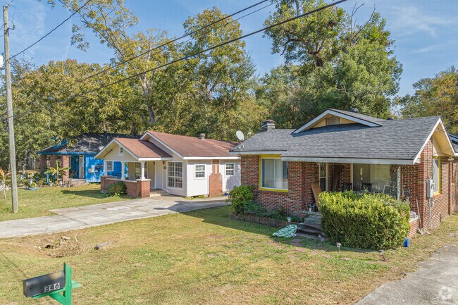 Single-family homes are common in Whistler.