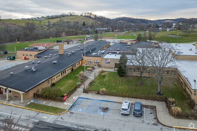 Allison Park Elementary hosts kindergarten through sixth grade.