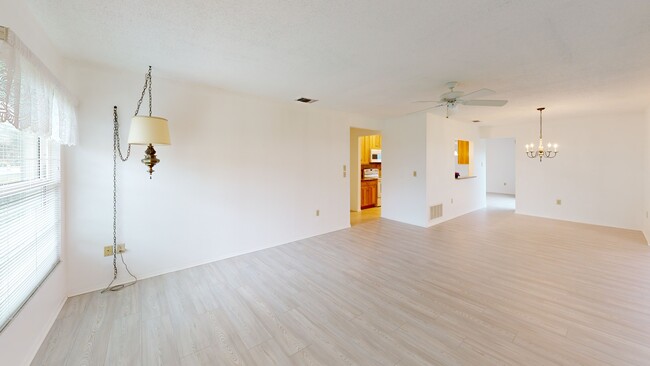 6802 8th Ave W unit 6003, Bradenton, FL 34209 - photo 3