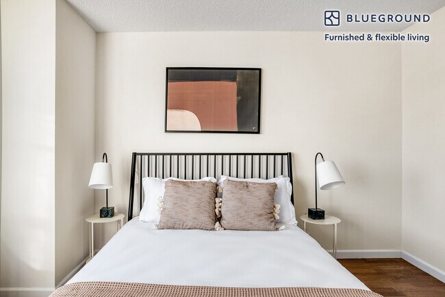 175 E 96th St unit FL21-ID1072, New York, NY 10128 - photo 7