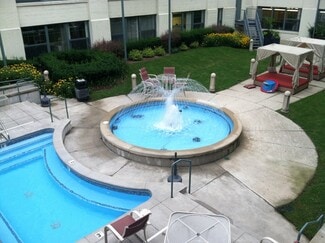 940 Monroe Ave NW Unit 121, Grand Rapids, MI 49503