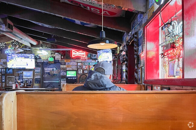 Dub's Tavern, just outside of Tualatin Valley, is a favorite for lunch.